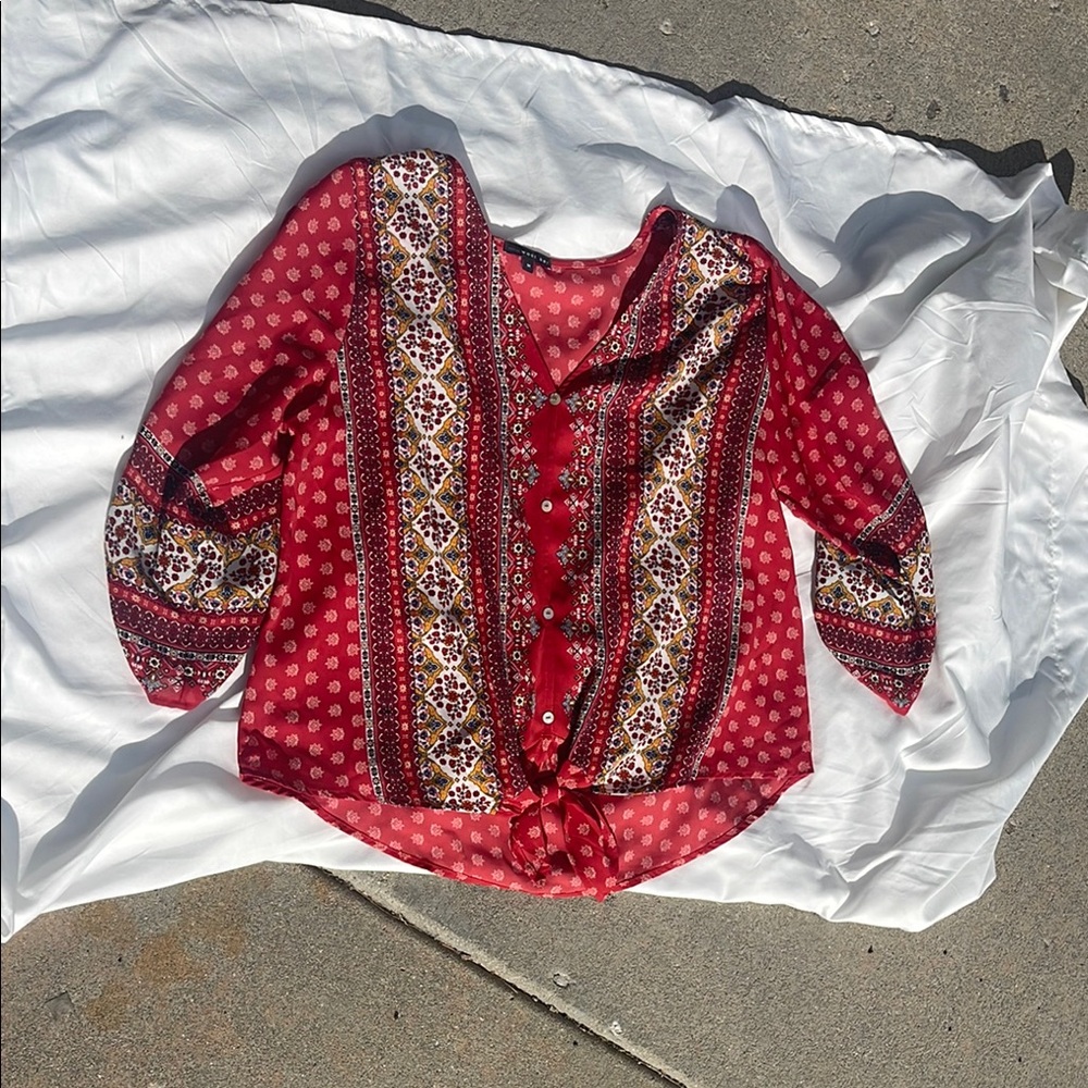 West Kei Red 3/4 Sleeve Buttoned Blouse